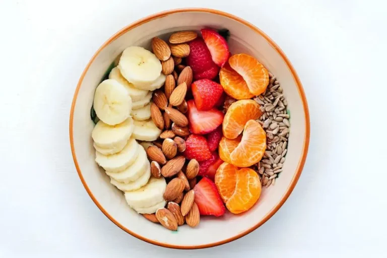 15 Fast and Nutritious Snack Ideas to Keep You Full Between Meals